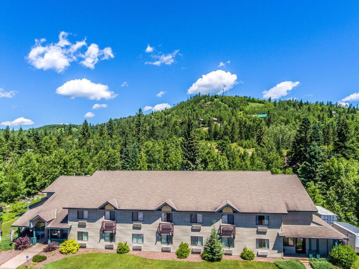 Mountain Inn At Лутсен Экстерьер фото